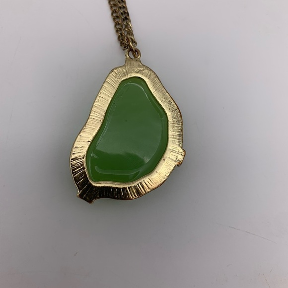 Long Vintage BOHO Necklace With Lime Green Geode Crystal Pendant 34” - Picture 5 of 5